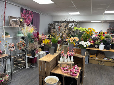 Blütenstiel, Manufaktur für florale Objekte