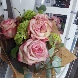 Blumen Automat 24/7 Gröbenzell | Blumendeko Kunkel