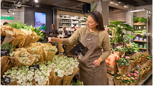 BLUME2000 im Edeka in Pregnitz