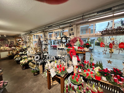 SCHRÄGSCHNITT - Der Blumenladen - Inh. Sabine Dengl