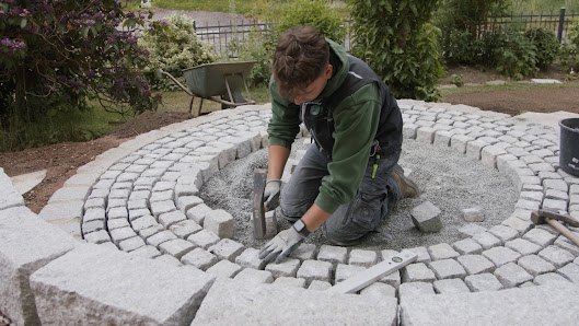 Garten- und Landschaftsbau Lang