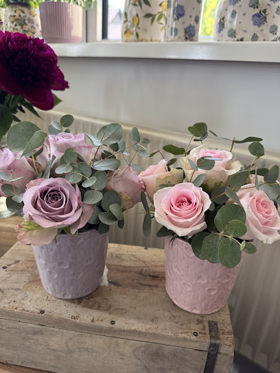 Naturgebunden - Blumen und Dekoration
