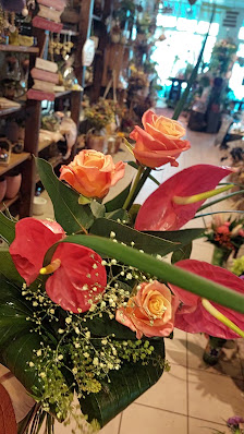 Heimschmuck und Blumen