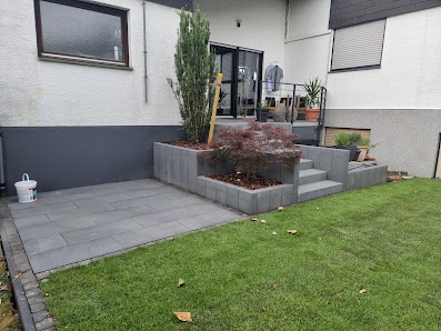 Hund Garten-und Landschaftsbau