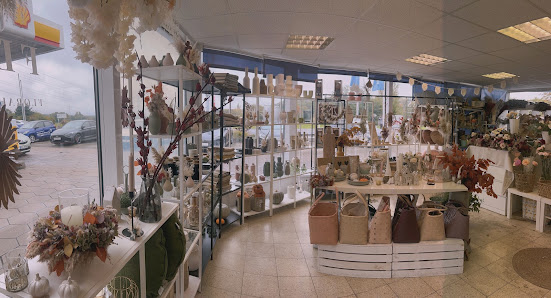FLORES Blumen & Deko Daniela Roßmann ConceptStore