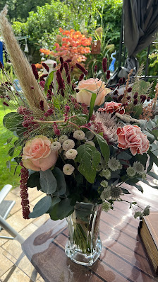 Blumen Boutique Olivia