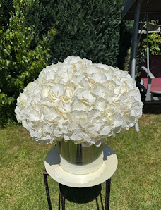 BloomCharm Blumen und Geschenke
