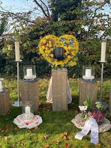 Manu‘s Zauberwerkstatt Blumen und vieles mehr..