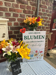 Adelheids Blumen zum Selberschneiden