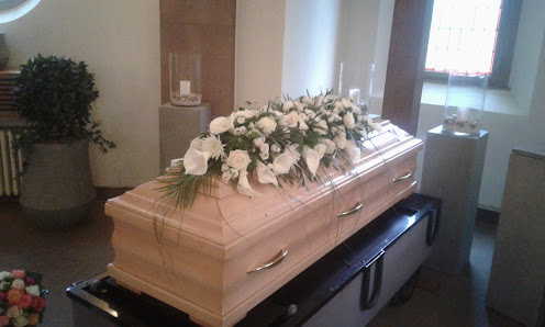 Blumen und Kranzbinderei Inge Sarr