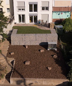 Gartenarbeit König und Schlienz