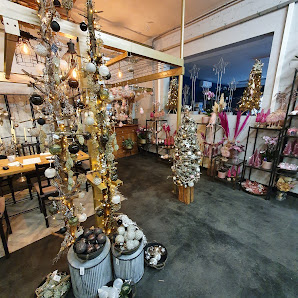 Event-Floristik-Barion - Work & Showroom *** Verkauf & Beratung - Telefonisch & per Mail Werktags 8.00 - 18.00 Uhr