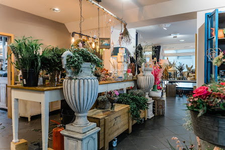 Kaiserslust - Flowers & Fashion