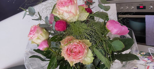Julia Winter BLUMEN WOHNEN LEBEN