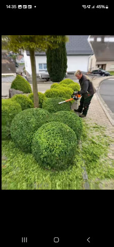 Exklusivgärten Gartenpflege Sebastian Grab