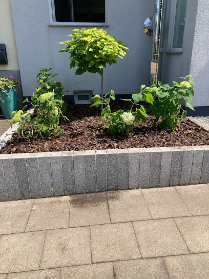 Gartengestaltung Saul / Joe der Baumwerfer