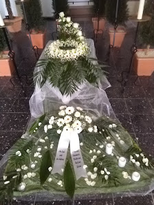 Blumenlädchen Gießkännel