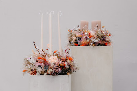 Sophi's & Kate's FLOWER STORE