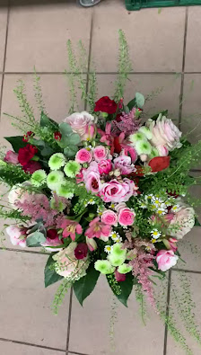 FloraWerk Blumen Pflanzen & Co. Nguyen