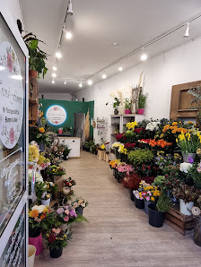 Trend Flowers Blumen Wedel