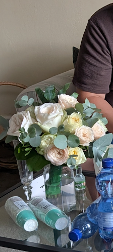 TAUSENDSCHÖN - Floristik & Dekoration, Blumen