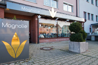 Magnolie Blumen und mehr - Uschi Schmitz