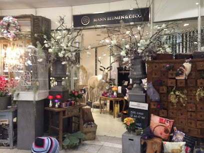 Mann Blumen & Deco