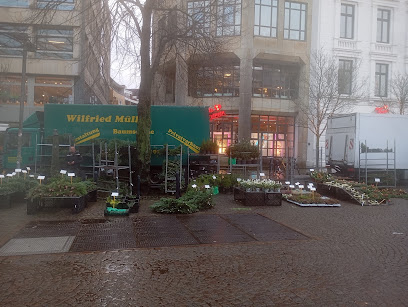 Blumenmarkt Unser-Lieben-Frauen-Kirchhof