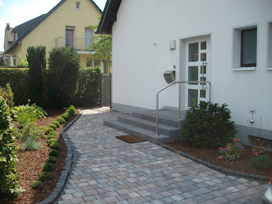 Lothar J. Spitzkat | Garten- und Landschaftsbau