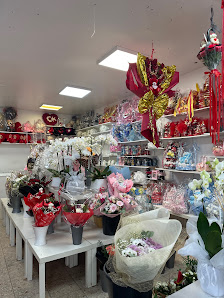 Izel Blumen Dekoration