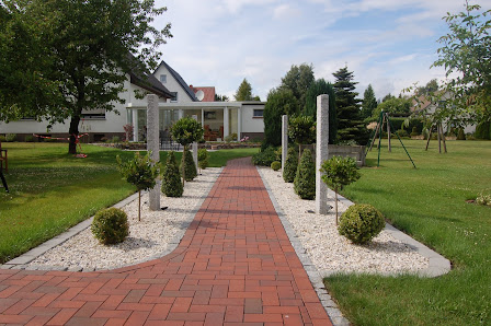 Profil GrünBau GmbH Garten- und Landschaftsbau