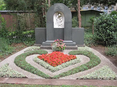 Lang-Gumm. Die Friedhofsgärtner