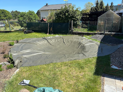 Teichreinigung und Gartenpflege Schön