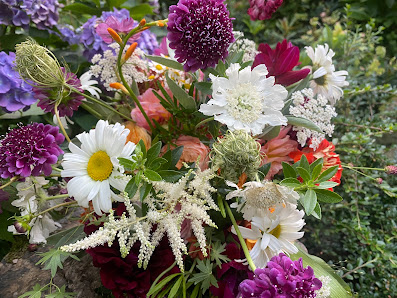 Tausendschön Blumenbinderei