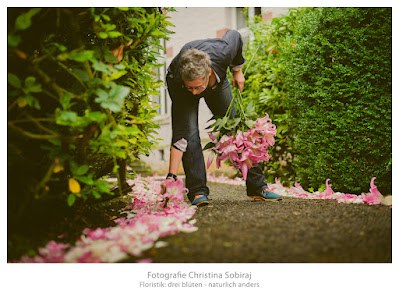 drei blüten Auftragswerkstatt für florale Gestaltung & Naturkonzepte