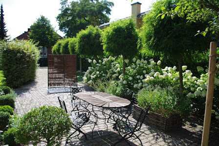 Kreuz Garten- und Landschaftbau GmbH