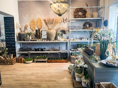 Kontrast Blumen Atelier