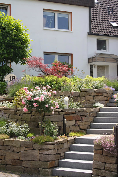Jörn Pillich Garten- und Landschaftsbau