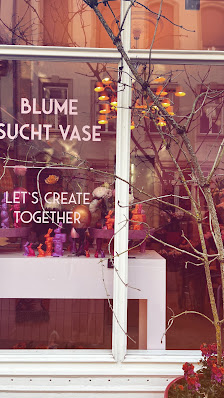 Blume sucht Vase
