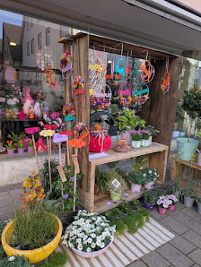 Kleinblumig Florales mit Herz