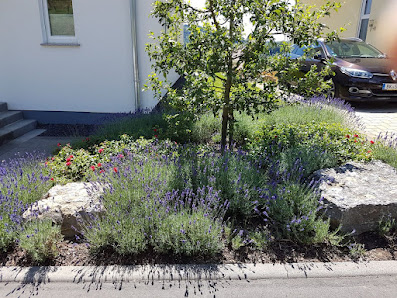Garten- und Landschaftspflege Grau