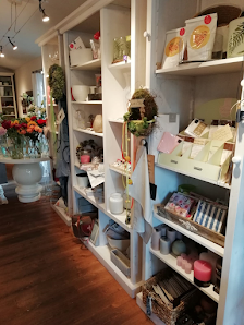 Beiwerk - Blumen und Geschenke